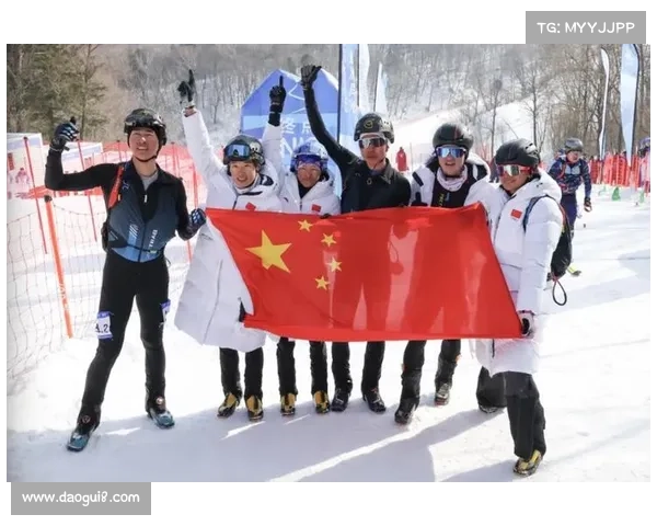 尹航创女子20公里竞走新纪录 中国队包揽金银牌荣耀时刻 尹航创女子20公里竞走新纪录 中国队包揽金银牌荣耀时刻